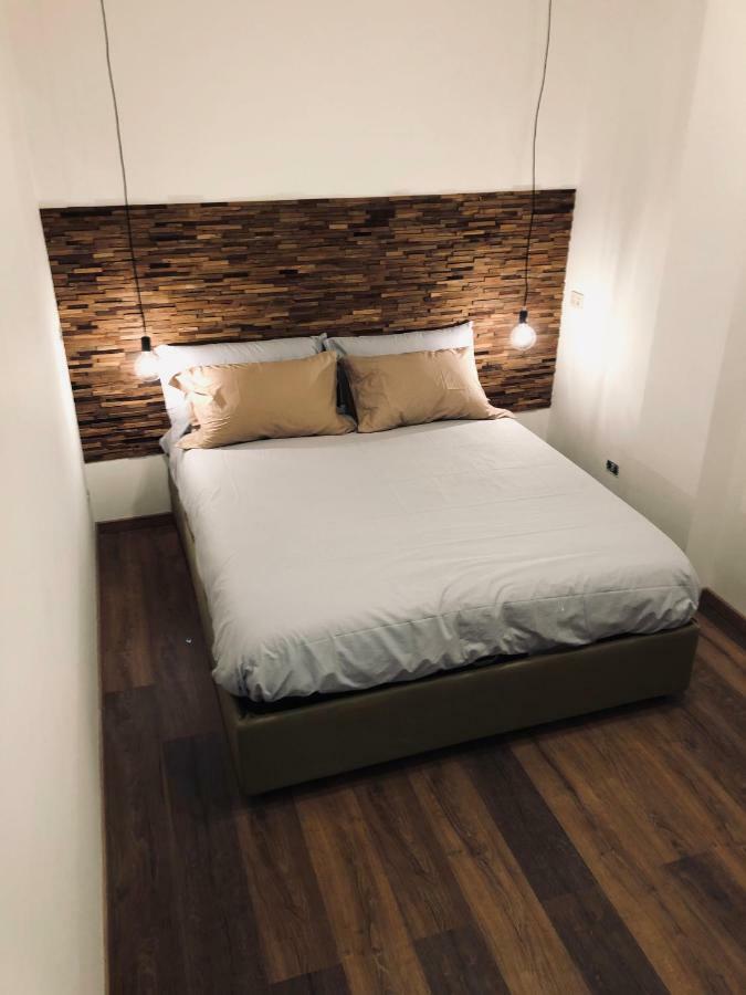 Villa Olga Dependance Luxury Low Cost เนเปิลส์ ภายนอก รูปภาพ