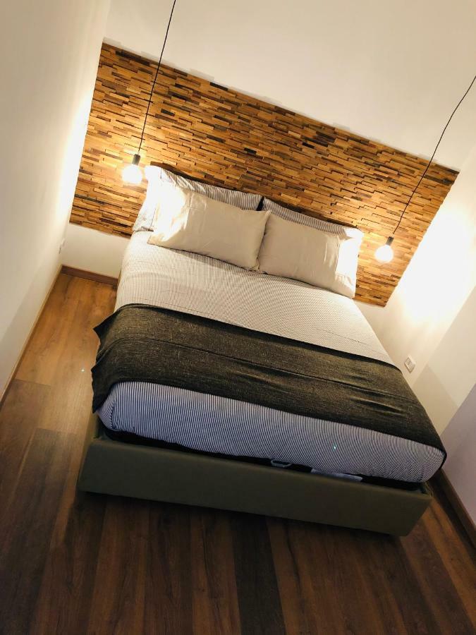Villa Olga Dependance Luxury Low Cost เนเปิลส์ ภายนอก รูปภาพ